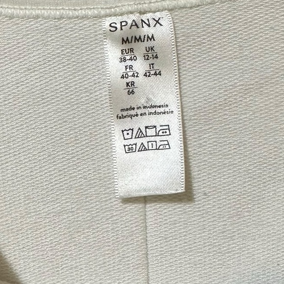 SPANX Crewneck tunic shirt/ sweatshirt “powder” white size Medium - Picture 6 of 9
